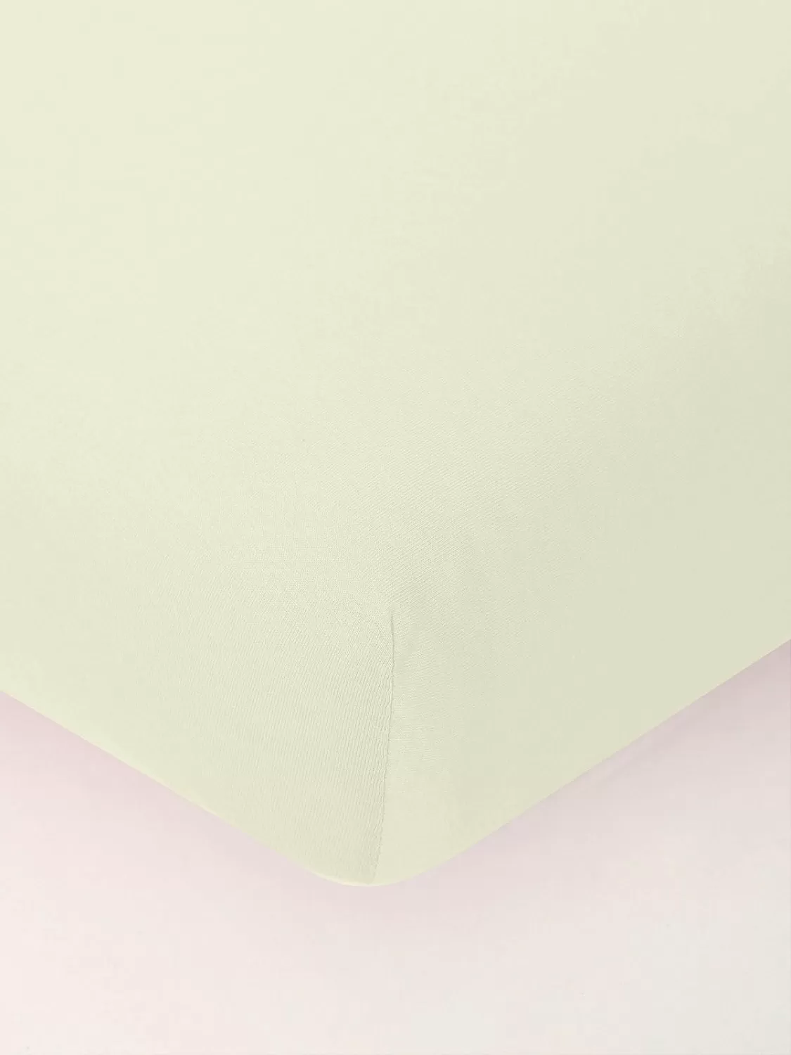 Простынь трикотажная на резинке (молоко)